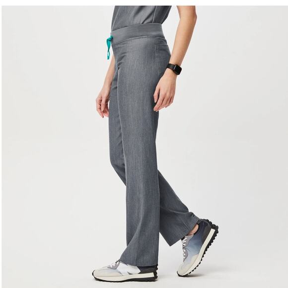 NWOT Women’s Livingston Graphite Scrub Pants Size XL Petite - Picture 3 of 11